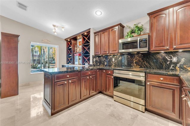 13217 SW 146th St, Miami, FL 33186