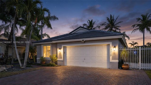 13217 SW 146th St, Miami, FL 33186