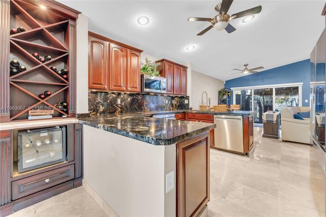 13217 SW 146th St, Miami, FL 33186