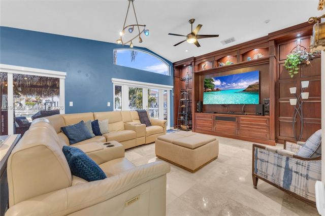 13217 SW 146th St, Miami, FL 33186