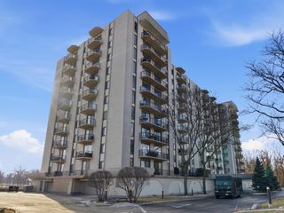 190 S Wood Dale Road 208, Wood Dale, IL 60191