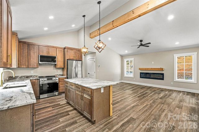 60 Catatoga Trail, Marion, NC 83452