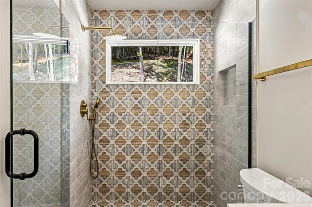 60 Catatoga Trail, Marion, NC 83452