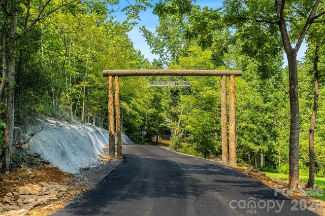 60 Catatoga Trail, Marion, NC 83452