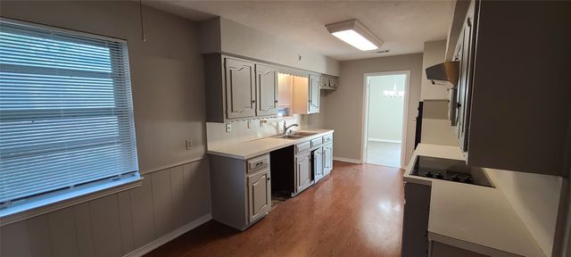 6314 Autumn Woods Trail, Dallas, TX 75232