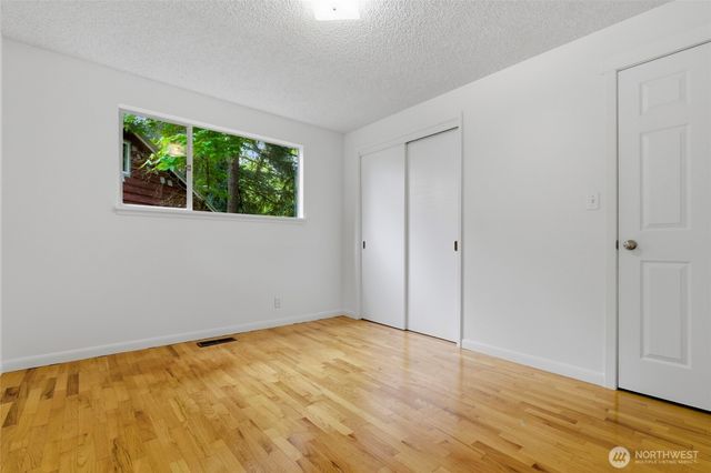 1013 NE 126th Street, Seattle, WA 98125