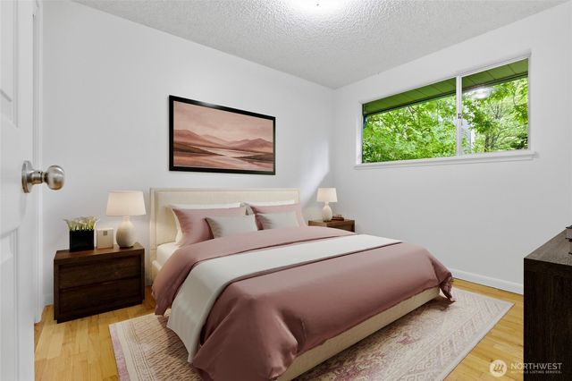 1013 NE 126th Street, Seattle, WA 98125