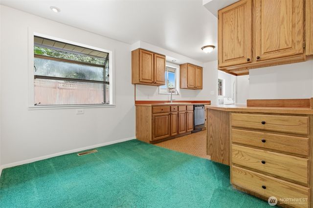 1013 NE 126th Street, Seattle, WA 98125