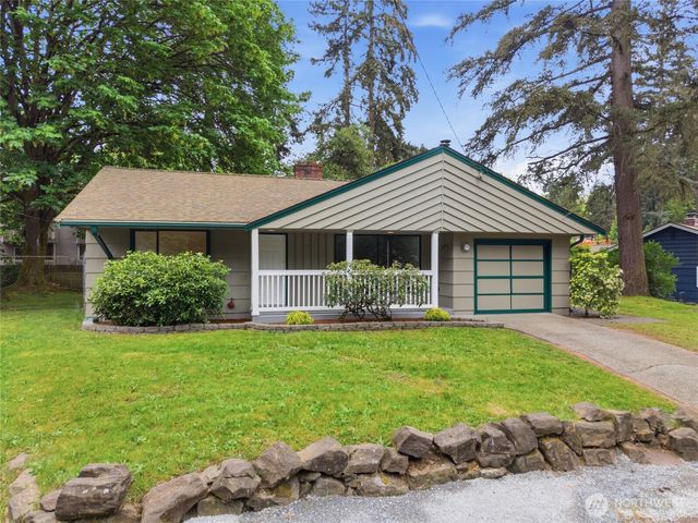1013 NE 126th Street, Seattle, WA 98125