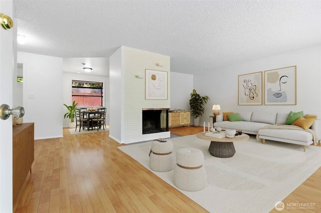 1013 NE 126th Street, Seattle, WA 98125