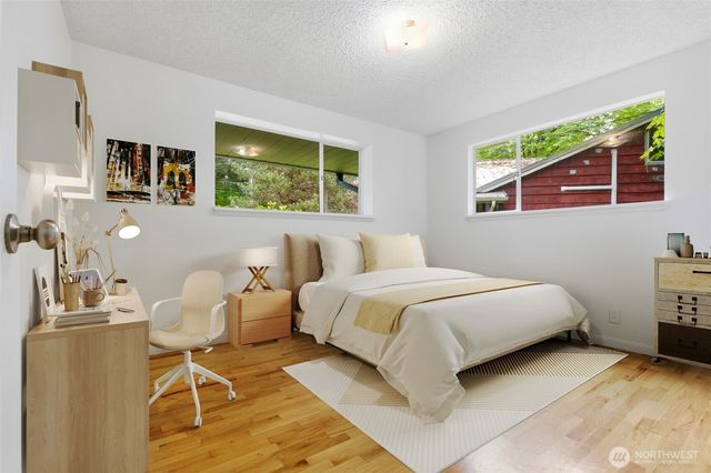 1013 NE 126th Street, Seattle, WA 98125