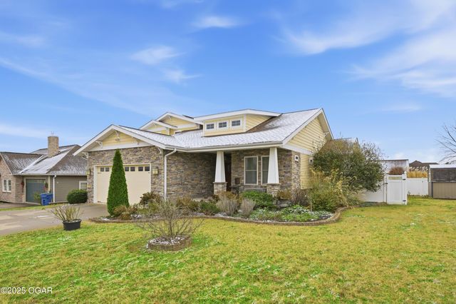 1930 E 17th Street, Joplin, MO 64804