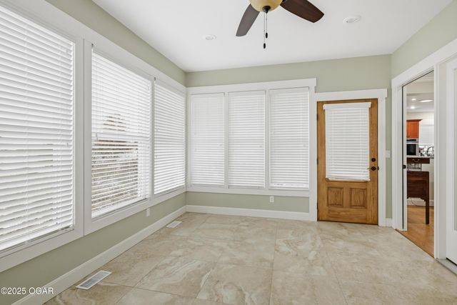 1930 E 17th Street, Joplin, MO 64804