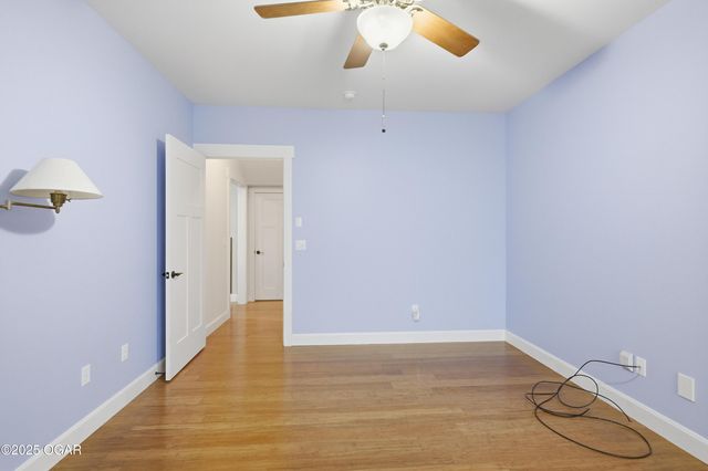 1930 E 17th Street, Joplin, MO 64804