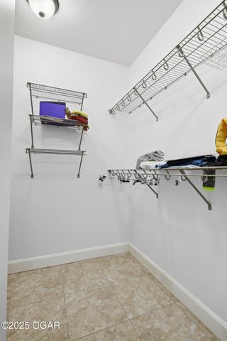 1930 E 17th Street, Joplin, MO 64804