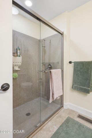 1930 E 17th Street, Joplin, MO 64804