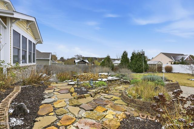 1930 E 17th Street, Joplin, MO 64804