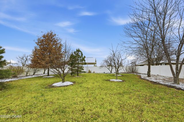 1930 E 17th Street, Joplin, MO 64804