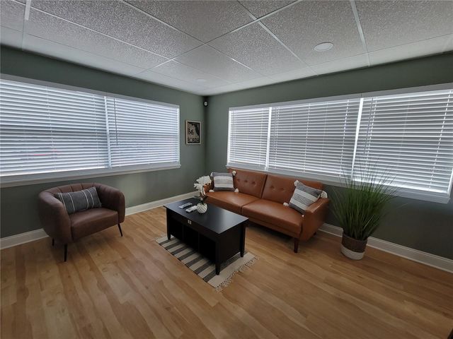 4100 CENTRAL AVENUE, St Petersburg, FL 33711