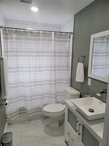 4100 CENTRAL AVENUE, St Petersburg, FL 33711