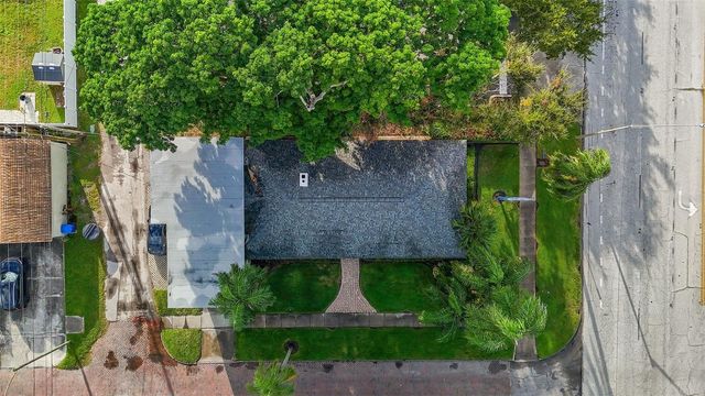 4100 CENTRAL AVENUE, St Petersburg, FL 33711