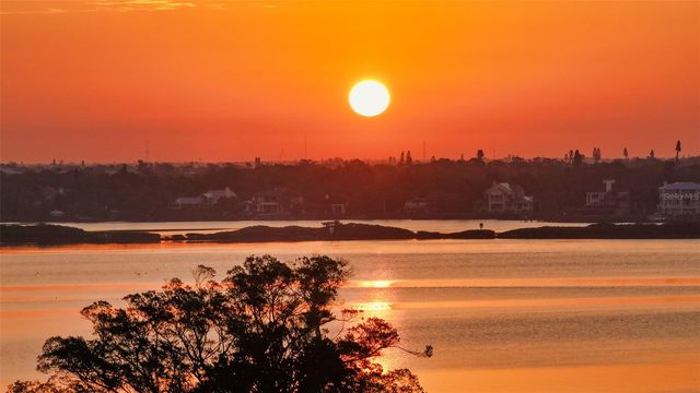 4317 MIDNIGHT PASS ROAD, Sarasota, FL 34242