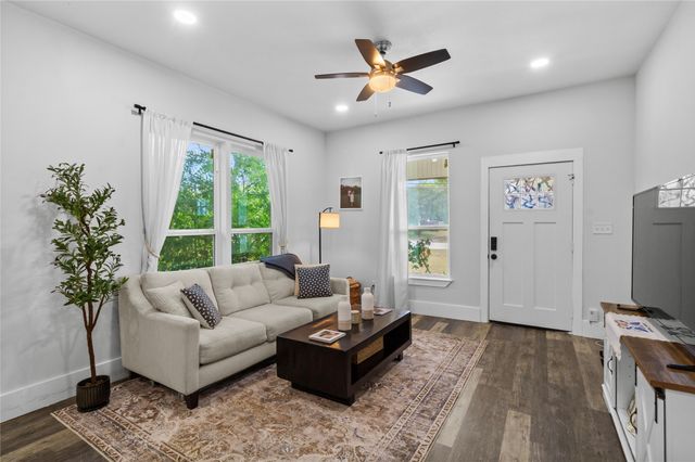 2200 N Beaton Street, Corsicana, TX 75110