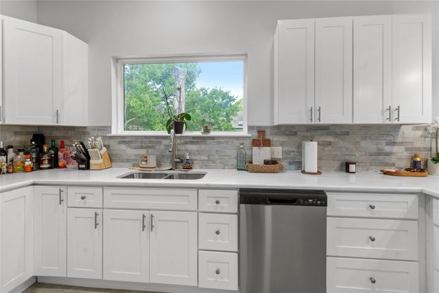 2200 N Beaton Street, Corsicana, TX 75110