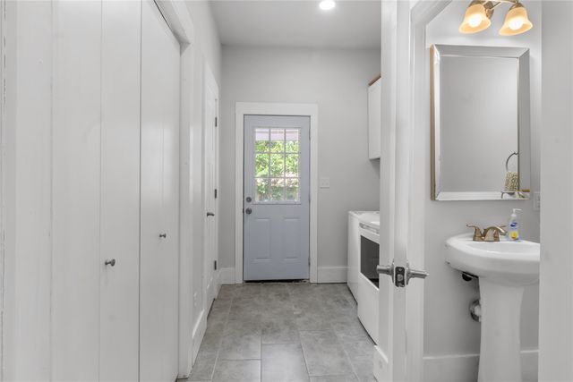 2200 N Beaton Street, Corsicana, TX 75110