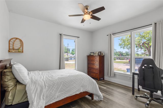 2200 N Beaton Street, Corsicana, TX 75110