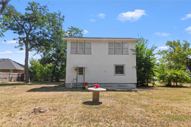 2200 N Beaton Street, Corsicana, TX 75110