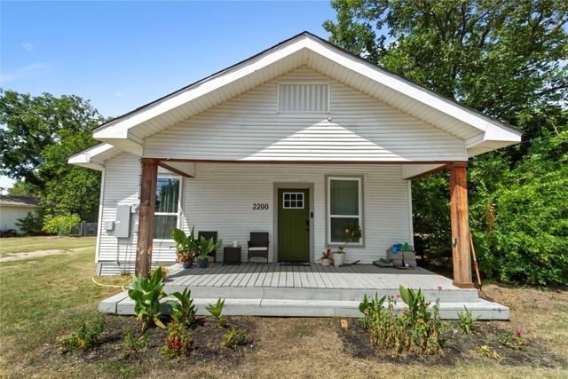 2200 N Beaton Street, Corsicana, TX 75110