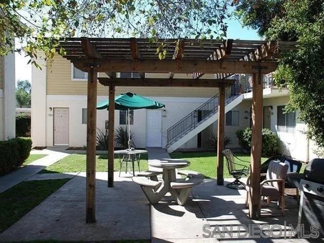 9210 Kenwood Dr. F, Spring Valley, CA 91977