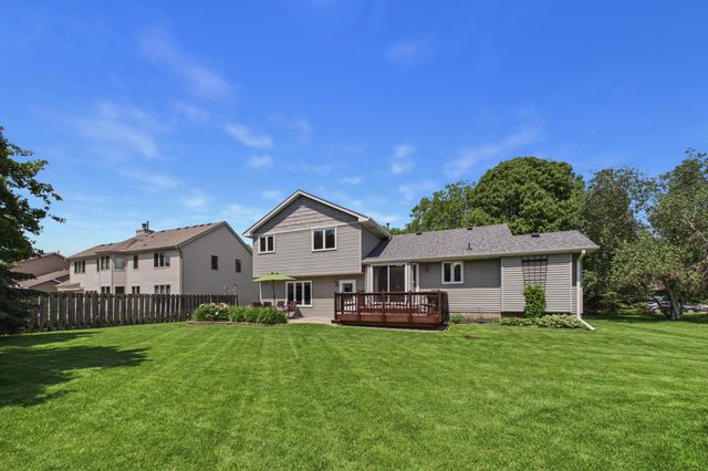3509 92nd Avenue N, Brooklyn Park, MN 55443
