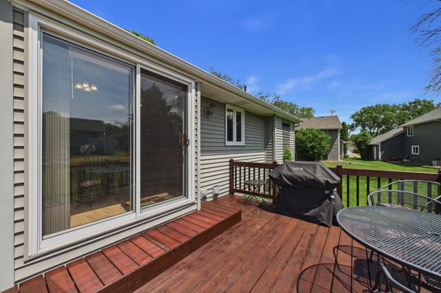 3509 92nd Avenue N, Brooklyn Park, MN 55443