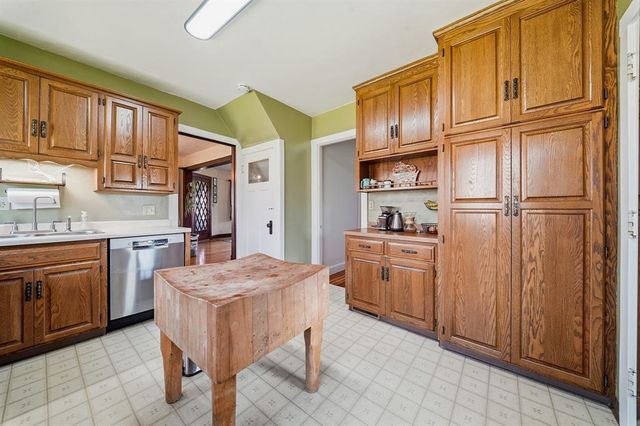 220 Dwight Street, Chippewa Falls, WI 54729
