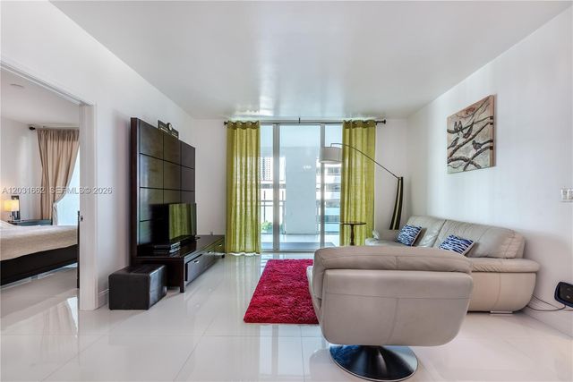 951 Brickell Avenue 705, Miami, FL 33131