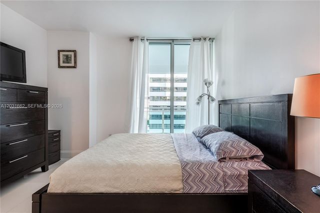 951 Brickell Avenue 705, Miami, FL 33131
