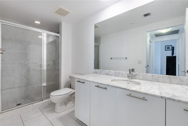 951 Brickell Avenue 705, Miami, FL 33131