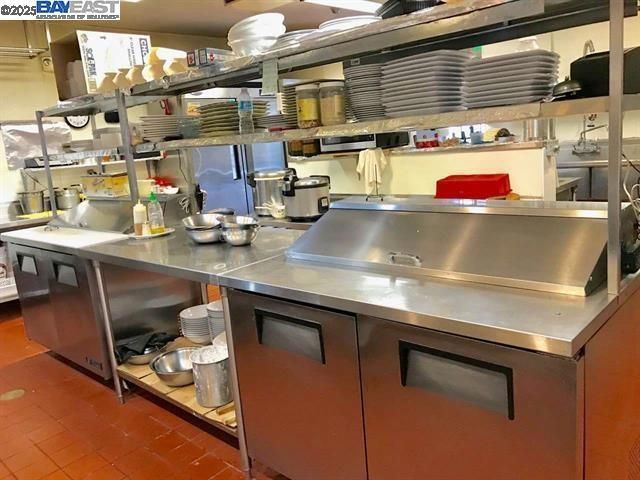 1707 Lincoln Ave, Alameda, CA 94501