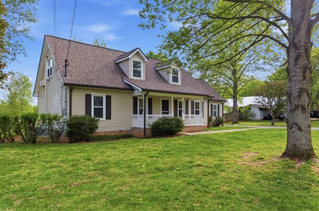 1606 Windy Meadow Dr, Christiana, TN 37037