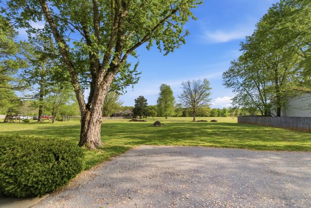 1606 Windy Meadow Dr, Christiana, TN 37037