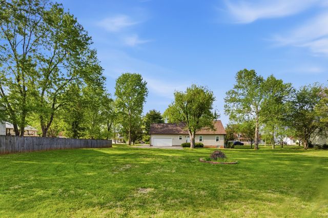 1606 Windy Meadow Dr, Christiana, TN 37037