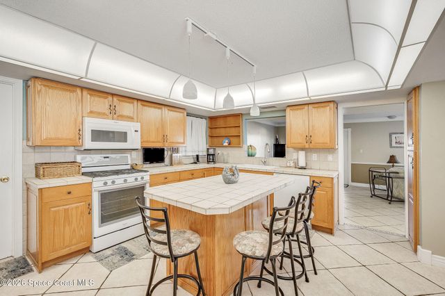 610 Paula Avenue, Merritt Island, FL 32953