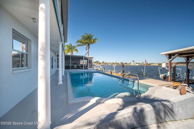 610 Paula Avenue, Merritt Island, FL 32953