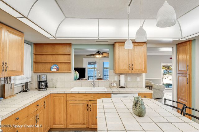 610 Paula Avenue, Merritt Island, FL 32953