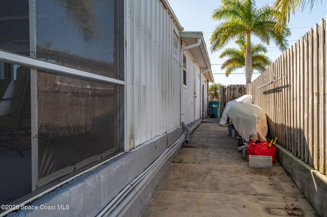 610 Paula Avenue, Merritt Island, FL 32953