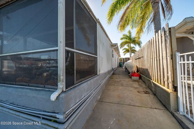 610 Paula Avenue, Merritt Island, FL 32953