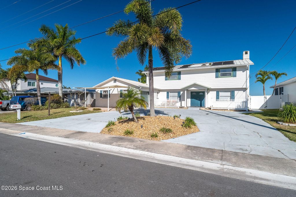 610 Paula Avenue, Merritt Island, FL 32953