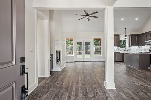 146 Simons Blvd, Morrison, TN 37357